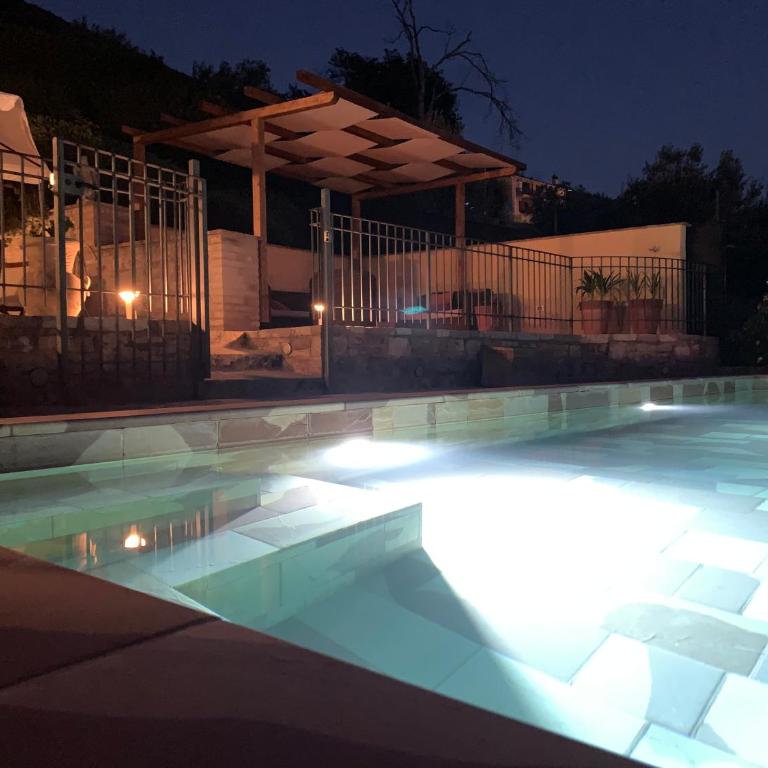 Domus Clara - Villa con Piscina Privata - 16