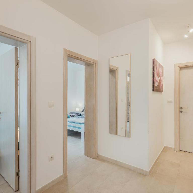 Apartments Villa Swissmonte - Apartment with Sea View - 15