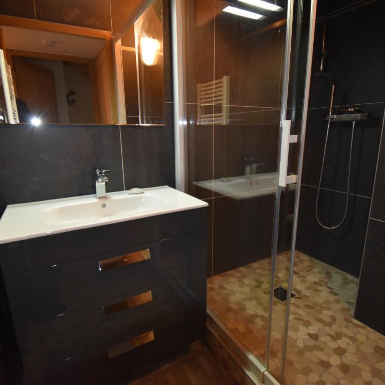 VAUJANYLOCATIONS - Ameythistes B8 - Chalet 2 Chambres - 14