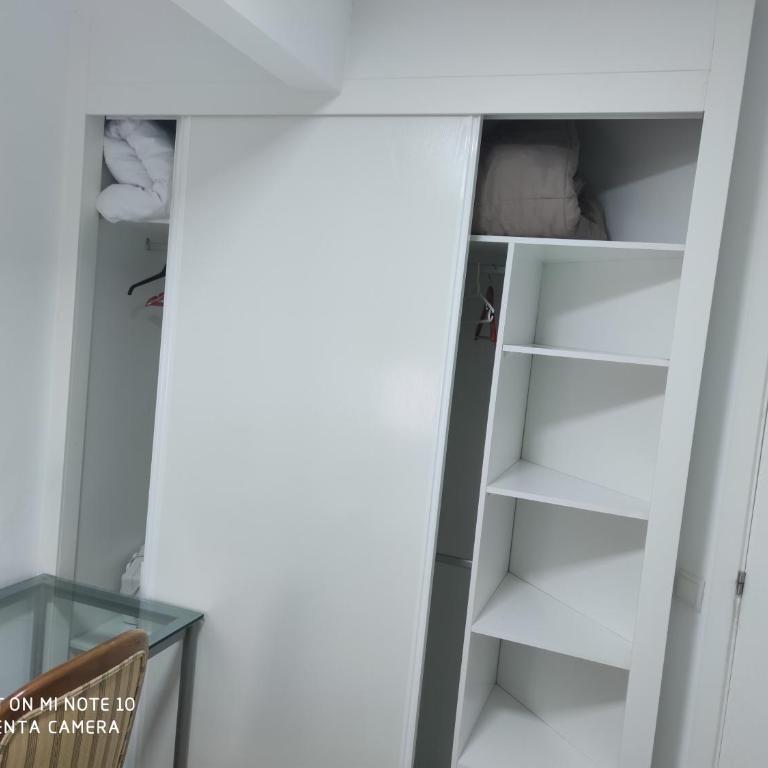Habitación AP - Standard Single Room with Shared Bathroom - 6
