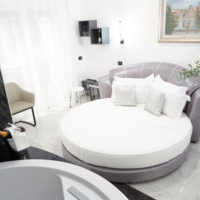 Gregorio VII Luxury Suites San Damaso - Suite Luna di Miele - 22