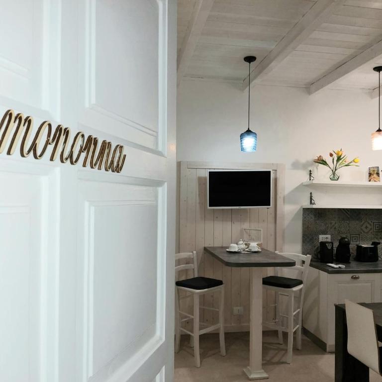 Amononna - Appartamento con 2 Camere da Letto - 1