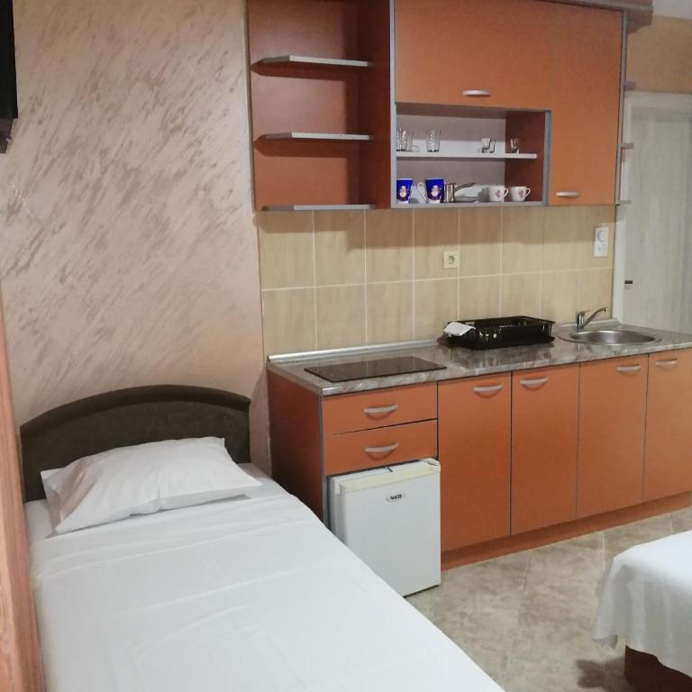 Apartmani In - Basic Triple Room - 6