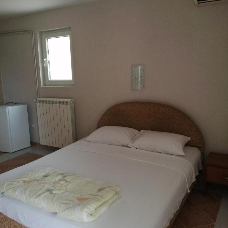 Apartmani In - Classic Quadruple Room - 6