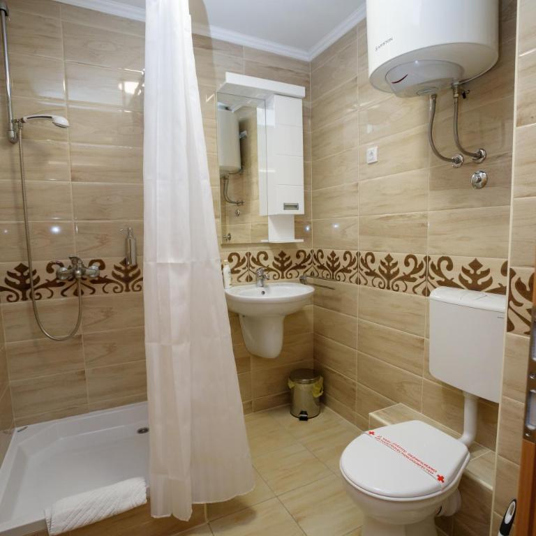 Guest house Mali hotel - Triple Room - 3