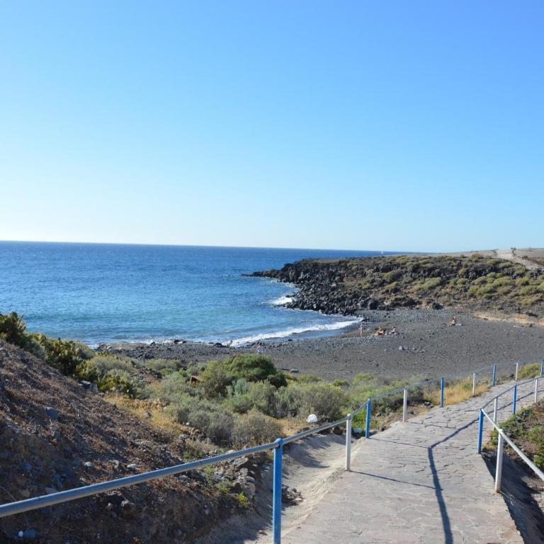 330 - Edf Aguamarina - Vacation Rental Home in the coast line of Golf del Sur - Apartamento con vistas al mar - 85