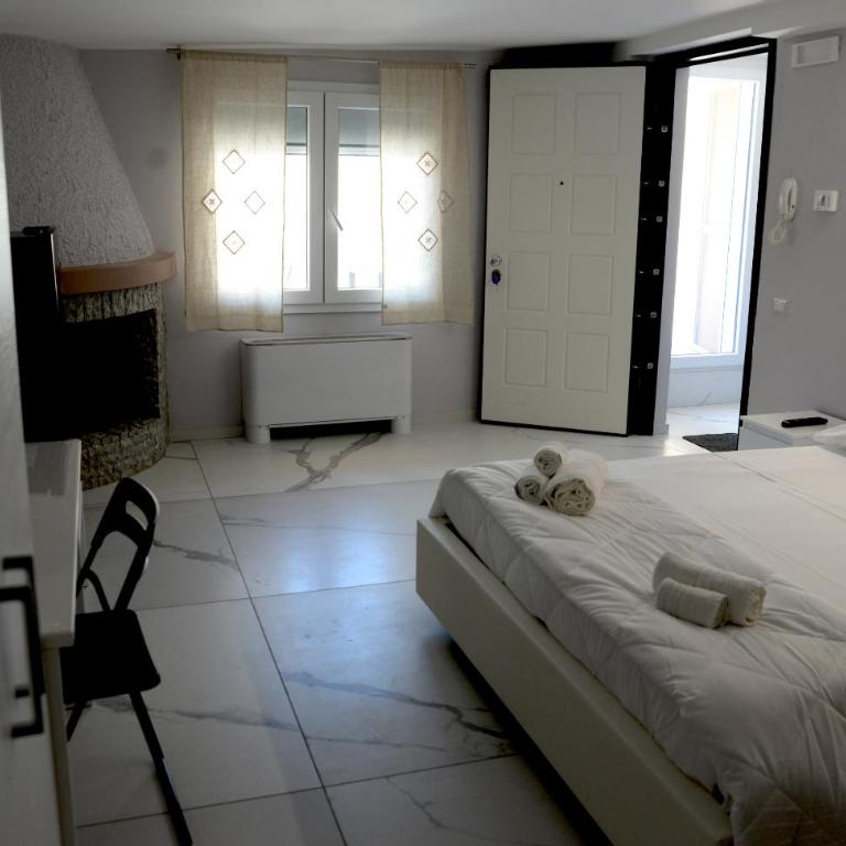 Dimore Pietrapenta Apartments, Suites & Rooms - Via Lucana 223, Via Piave 23, Via Chiancalata 16, Vico Fornaci 9 - Camera Queen - Via Piave 23 - 6