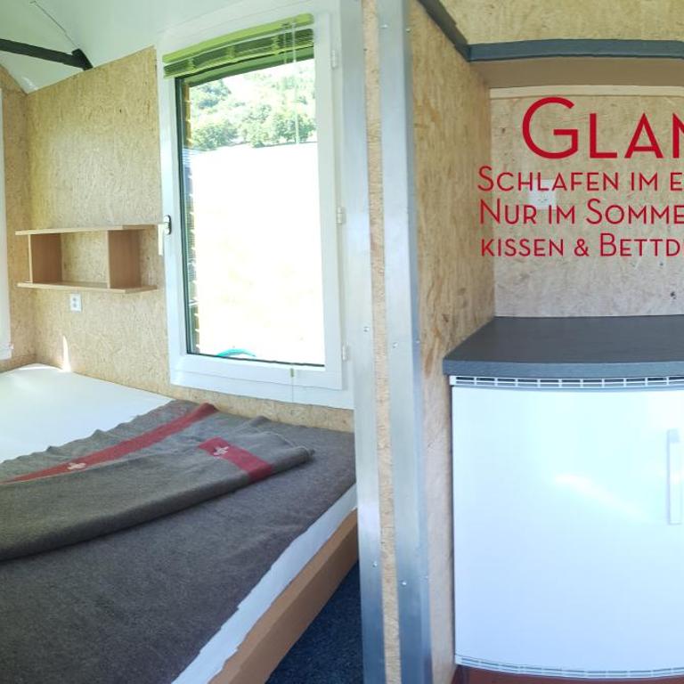 Campingplatz mit Restaurant & Sportarena Leukerbad - Mobilheim - 2