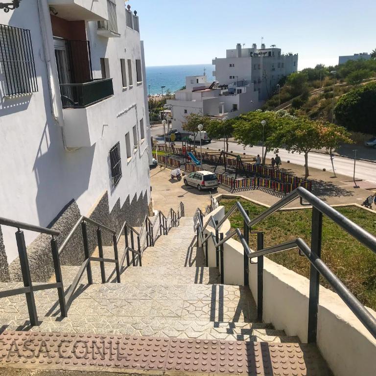 Casa Sarina - Three-Bedroom Townhouse - 26