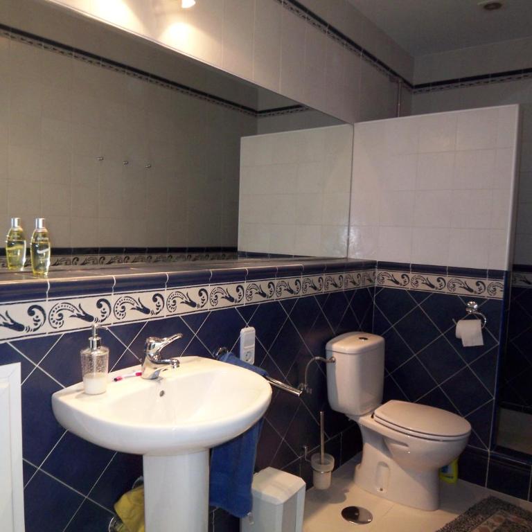 Casa Sarina - Three-Bedroom Townhouse - 24