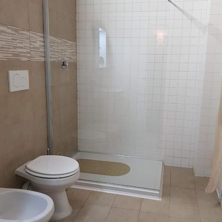 B&B Villa Rivabella - Camera Matrimoniale con Bagno Privato - 4