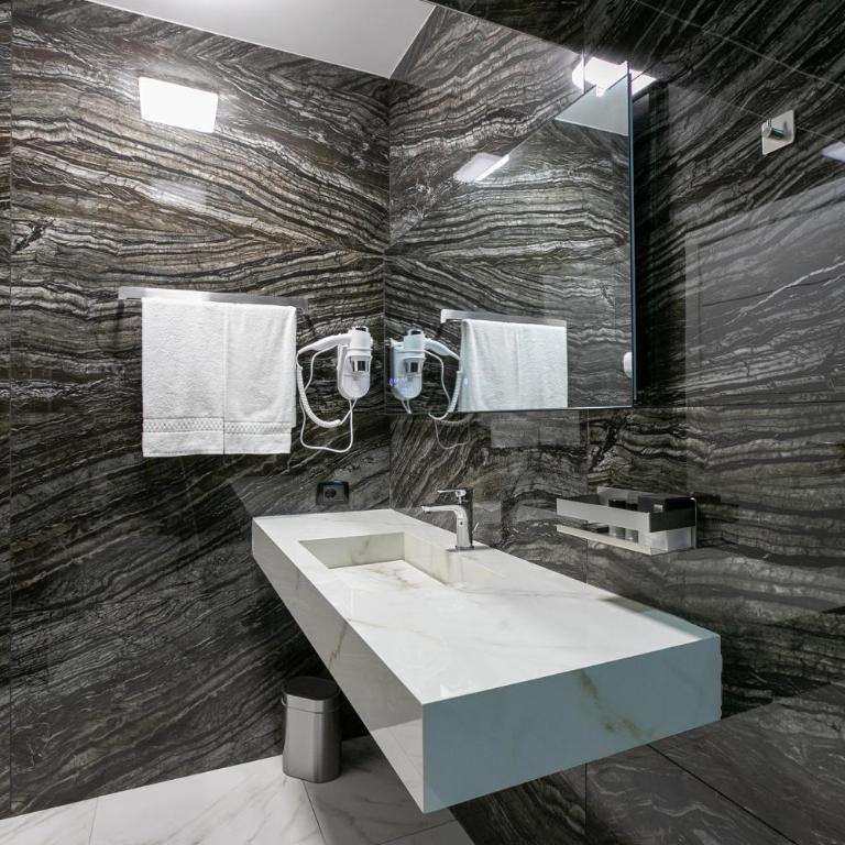 Gregorio VII Luxury Suites San Damaso - Suite Luna di Miele - 72