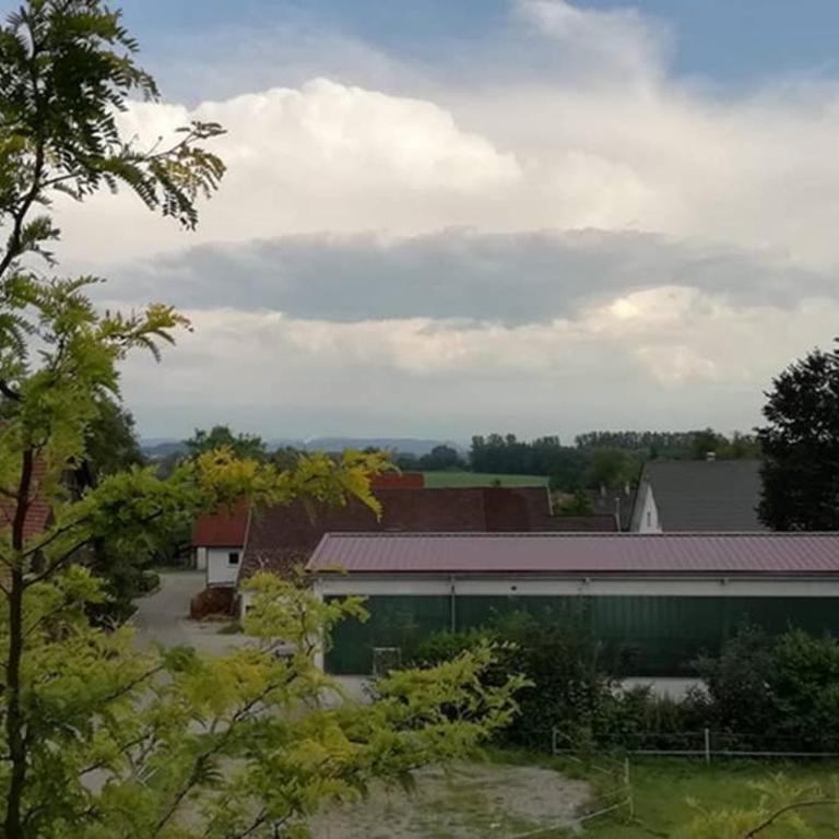 Ferienwohnung Leutkirch offen hell hoch schöne Aussicht - Apartment mit 2 Schlafzimmern - 13