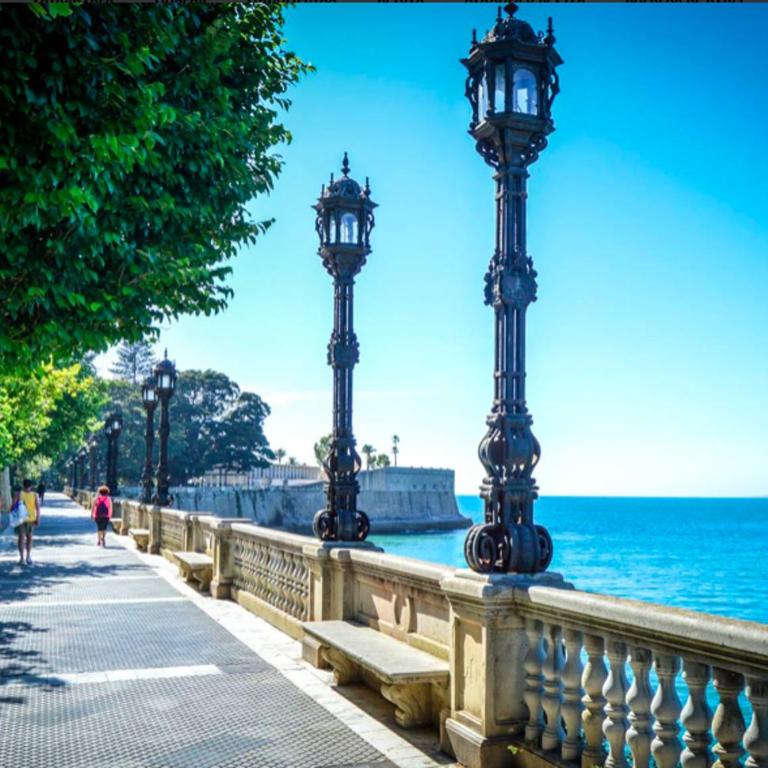 Bonito apartamento junto al Gran Teatro Falla - Apartamento de 1 dormitorio - 27
