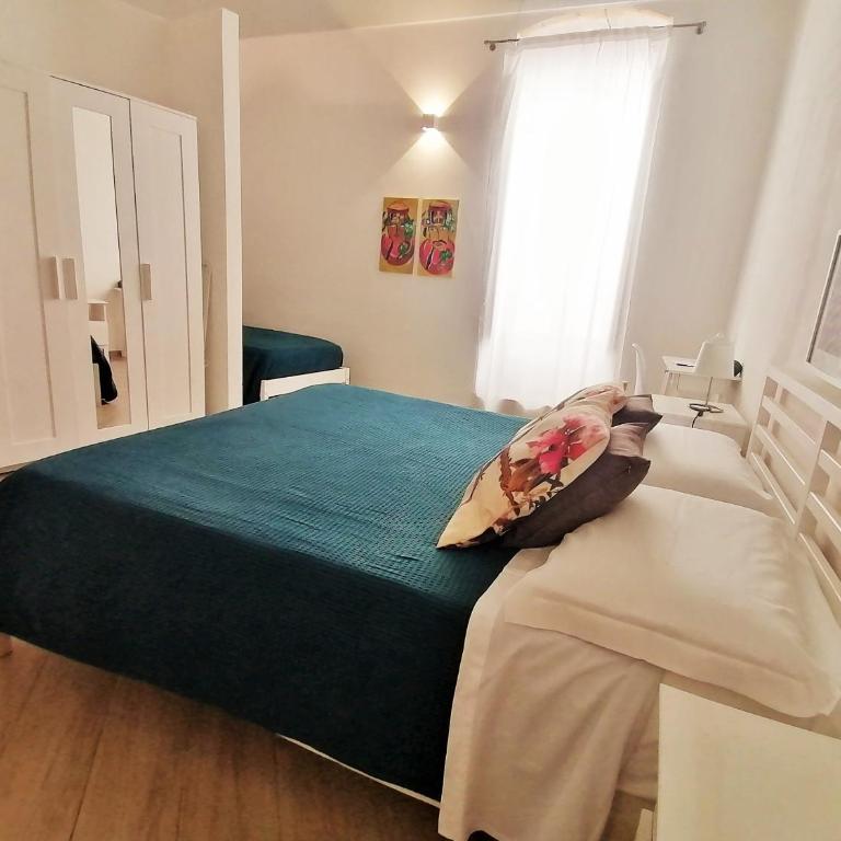 Le Nuvole di Ortigia - Camera Familiare con Bagno Privato - 4