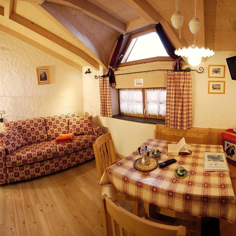 Camping Catinaccio Rosengarten - Appartamento con 1 Camera da Letto (3 Adulti) - 1