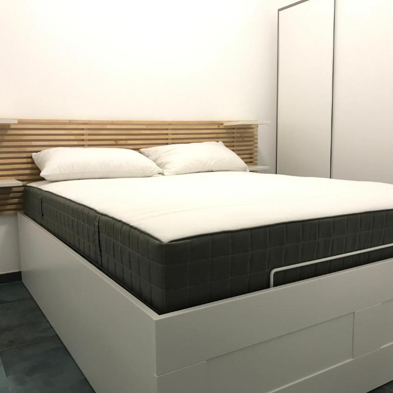 Angel's - One-Bedroom Apartment - 4