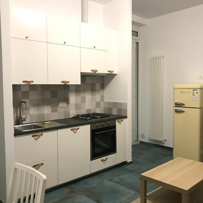 Angel's - One-Bedroom Apartment - 6
