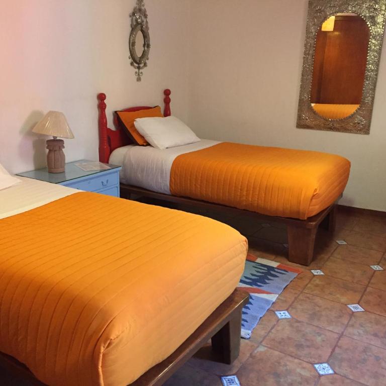 El Zopilote Mojado - Twin Room - 1