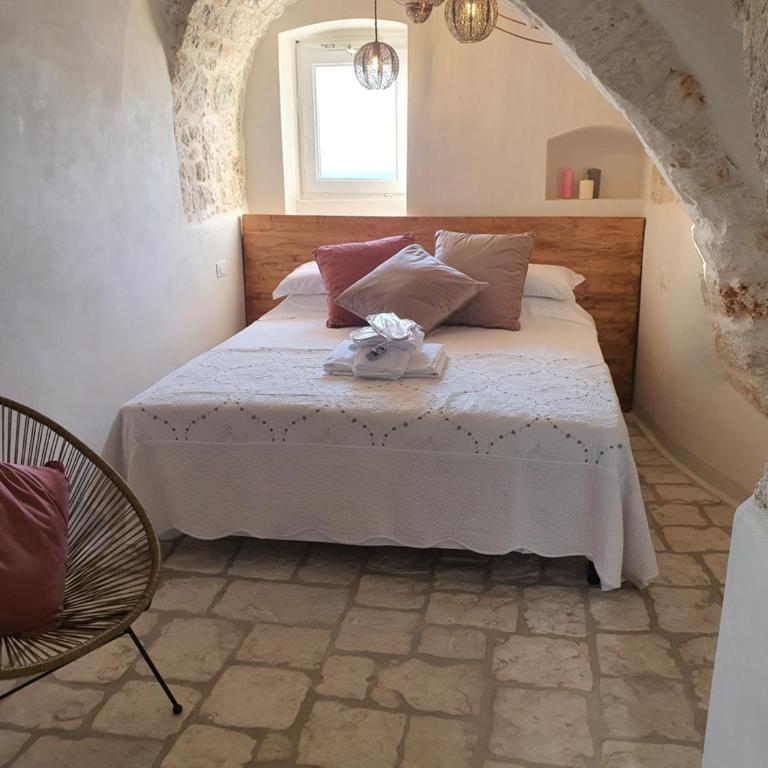 Caterina's Suites & Apartament - Camera Matrimoniale Deluxe con Doccia - 6