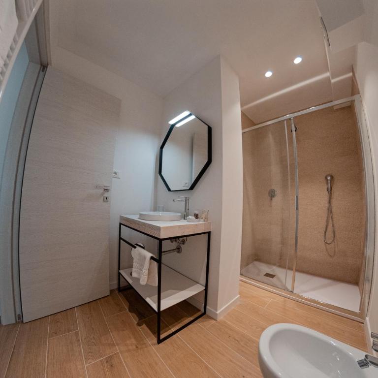 Tergestroom & boutique apartments - Camera Matrimoniale - 8