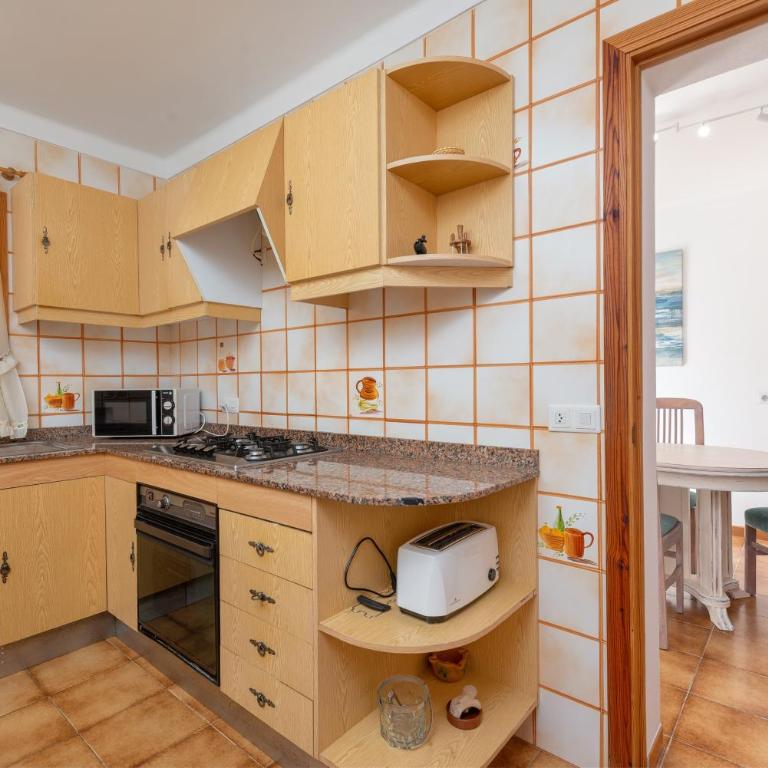 Can Confit - Two-Bedroom Apartment - 14