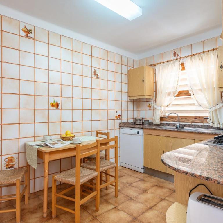 Can Confit - Two-Bedroom Apartment - 13