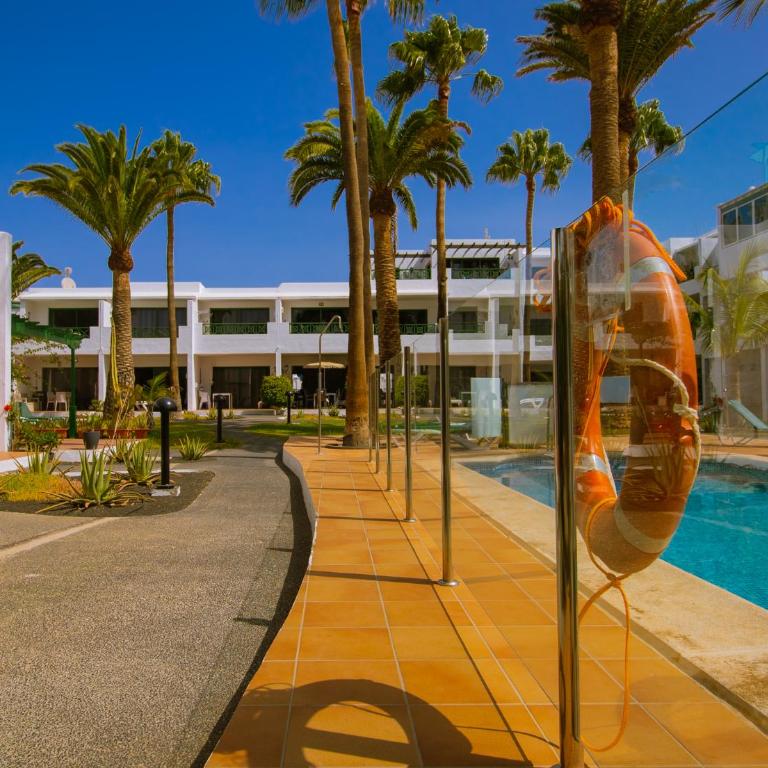 Paradise Club - One-Bedroom Apartment - 7