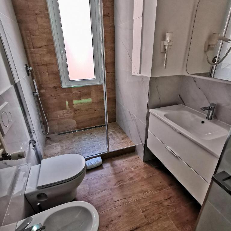 Il Mare di Roma Deluxe - Camera Matrimoniale con Vasca Idromassaggio - 11