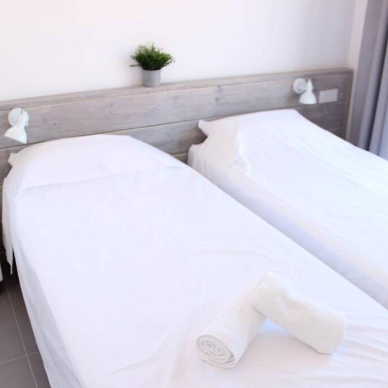 Beautiful apartment, sunny terrace, top floor with beach view or ground floor with terrace - Two-Bedroom Apartment - 45