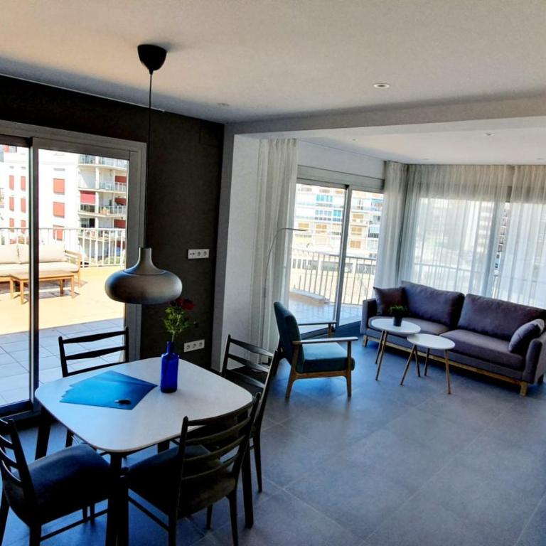 Beautiful apartment, sunny terrace, top floor with beach view or ground floor with terrace - Two-Bedroom Apartment - 24