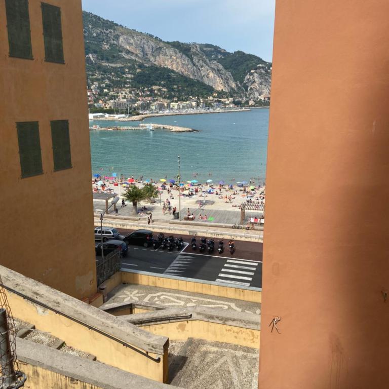 Joli Appart 29m2 en Vieille Ville Menton 2 mins de la mer - Appartement 1 Chambre - 2