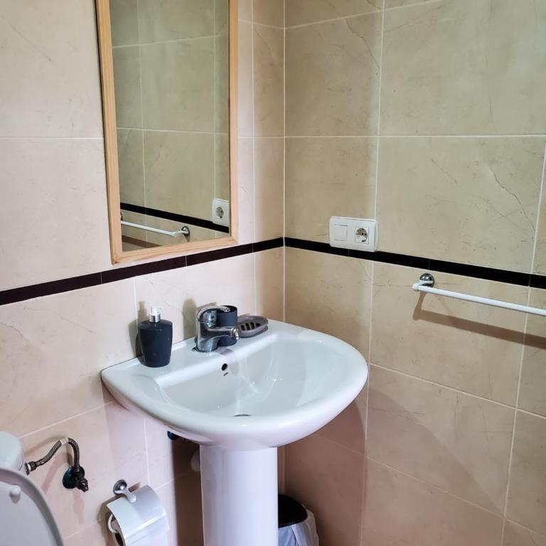 BAJO con JARDÍN PROPIO EN VALLE DEL ESTE GOLF!! - Apartamento de 2 dormitorios - 19