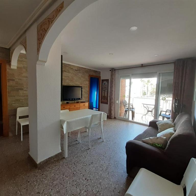 Apartamento a 10 metros del mar - Apartment - 2