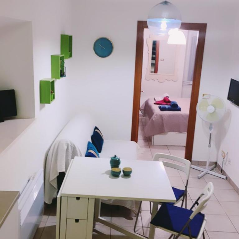 Joli Appart 29m2 en Vieille Ville Menton 2 mins de la mer - Appartement 1 Chambre - 6