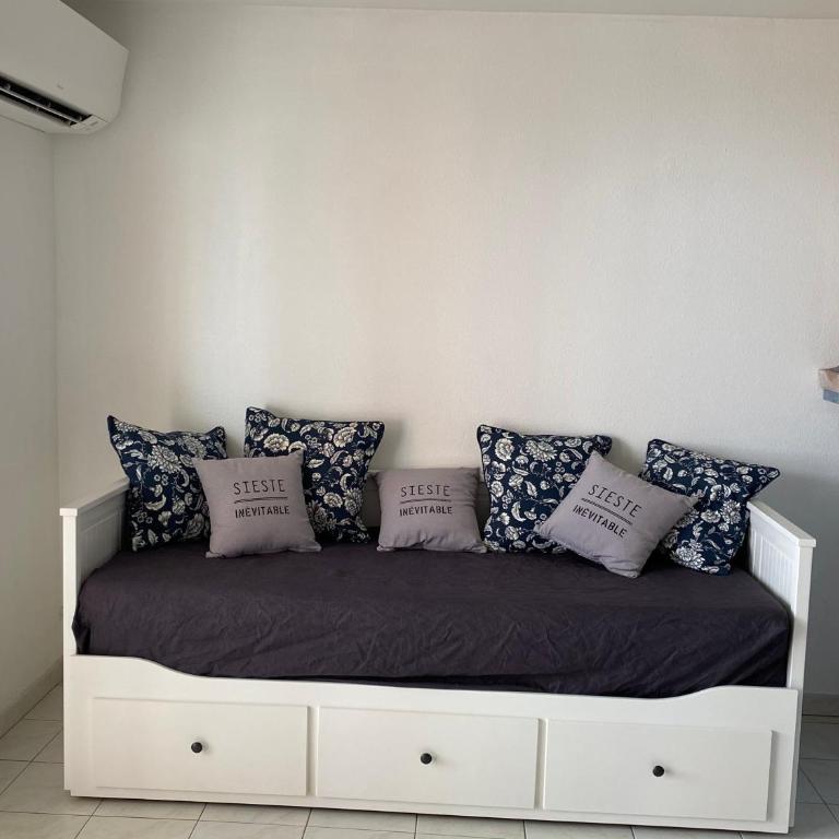 Mandana - Three-Bedroom Apartment - 9
