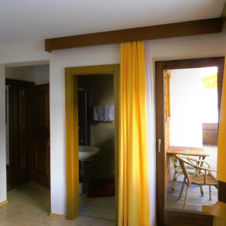Ferienhaus Peter Spöttl - Apartment mit 4 Schlafzimmern und einem Balkon - 14