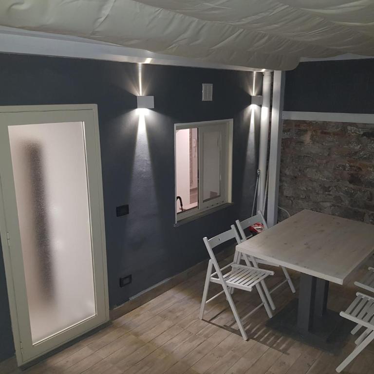 LISA HOUSE - One-Bedroom House - 6