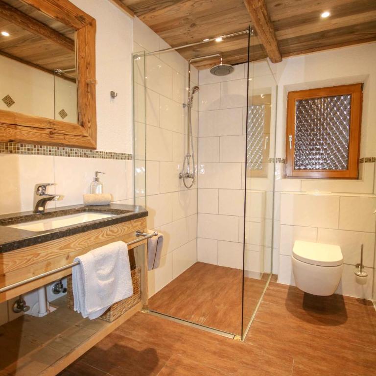 Haus Berge Appartements - Apartment mit 2 Schlafzimmern und Balkon - 9