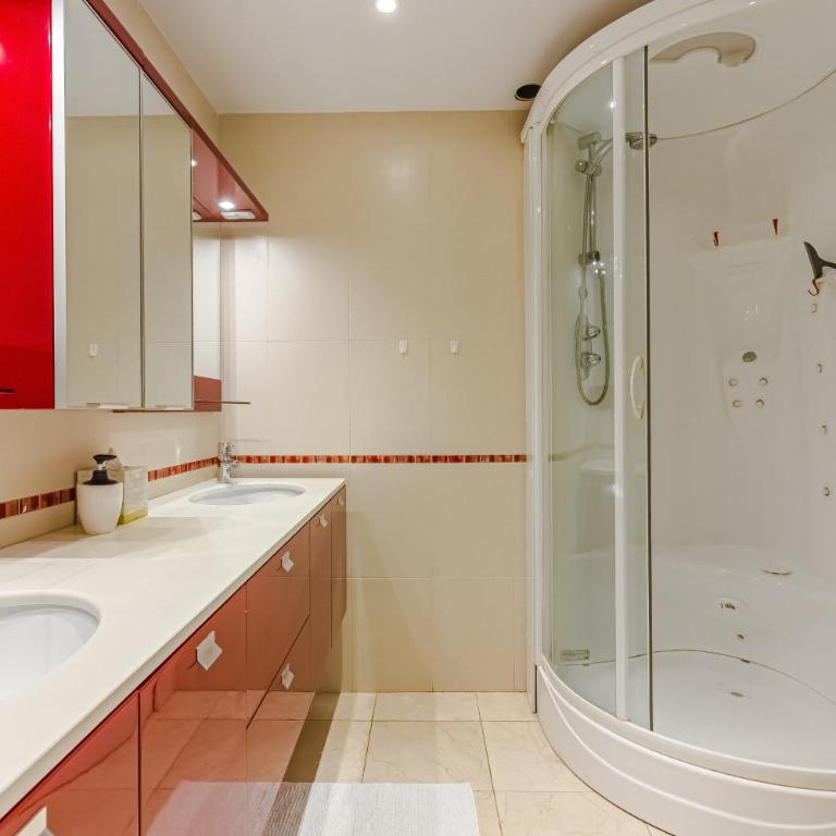 Villa Eleonora, Luxury Villa with Heated Pool Ocean View in Adeje, Tenerife - Villa - 42