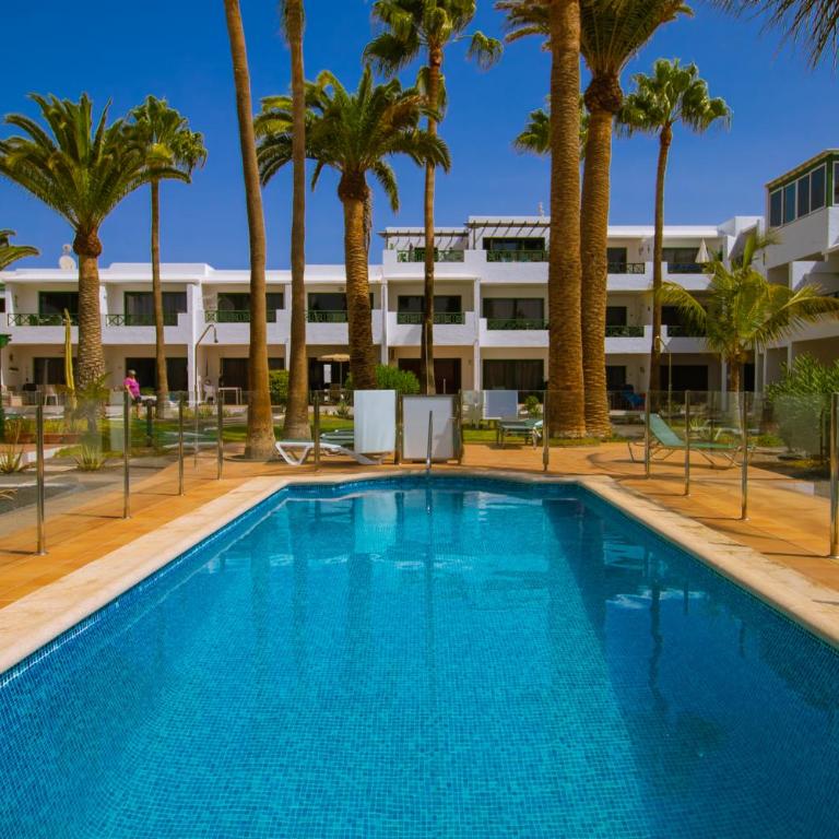 Paradise Club - One-Bedroom Apartment - 2