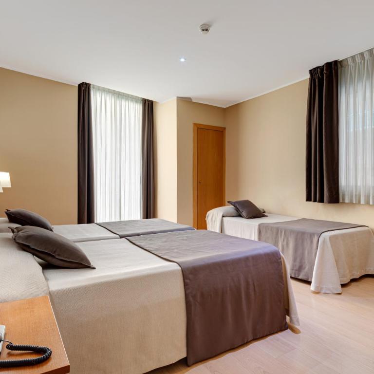 Catalunya - Triple Room - 2
