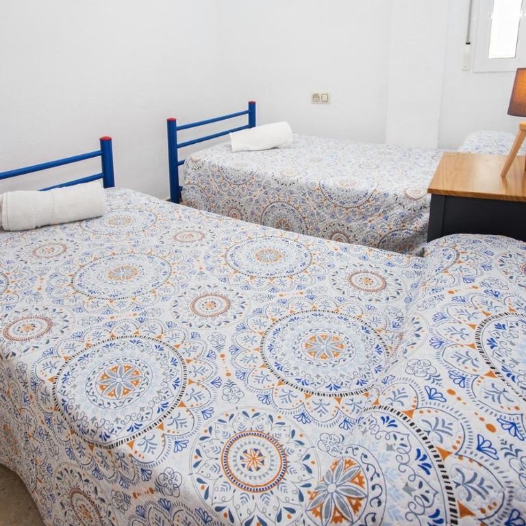 Piso Plaza de las Flores - Two-Bedroom Apartment - 19