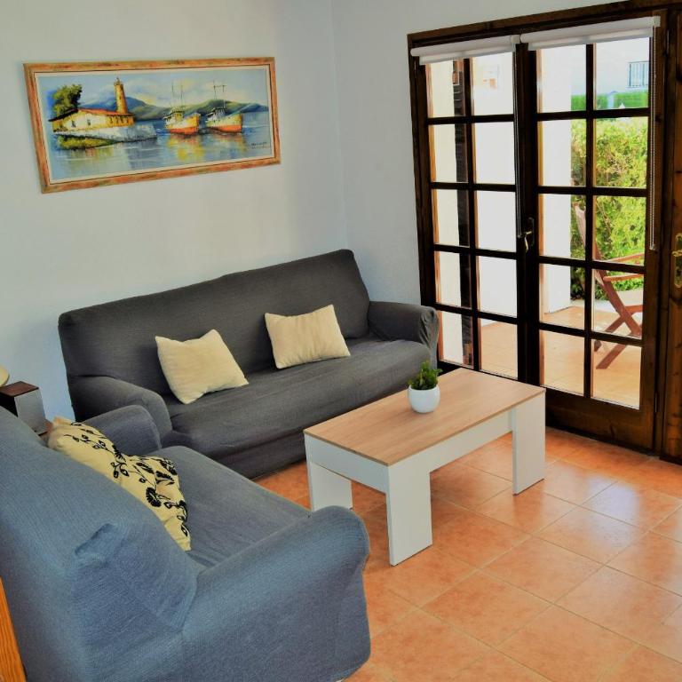 Casa adosada 50m de la playa Calafell . WIFI gratis - Casa de 4 dormitorios - 12