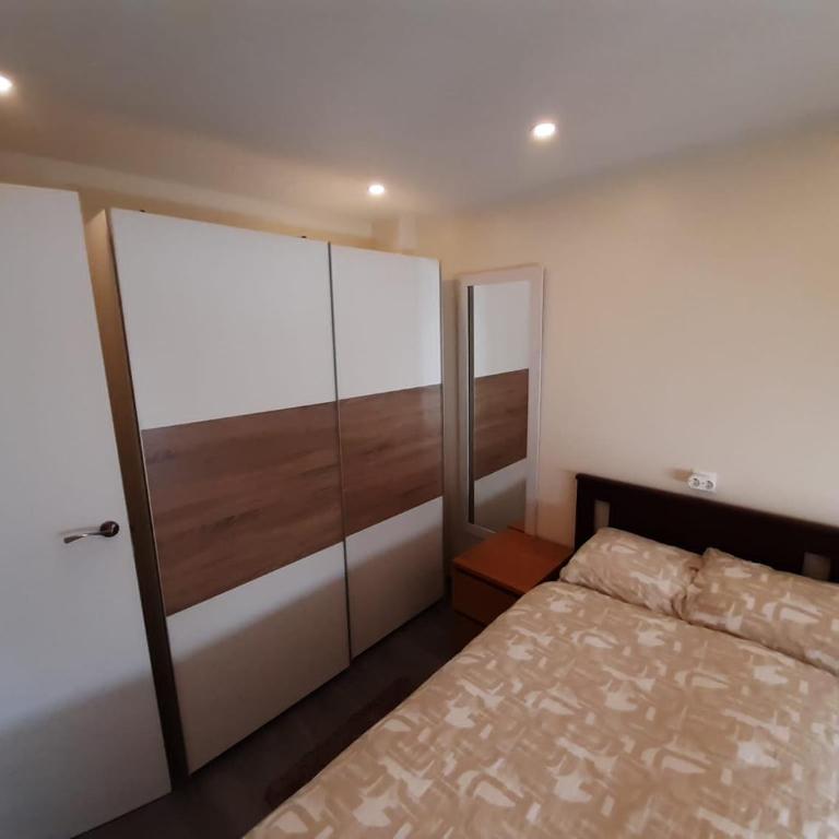 Modern huge appartement, just 100 m from the beach - Apartamento - 6