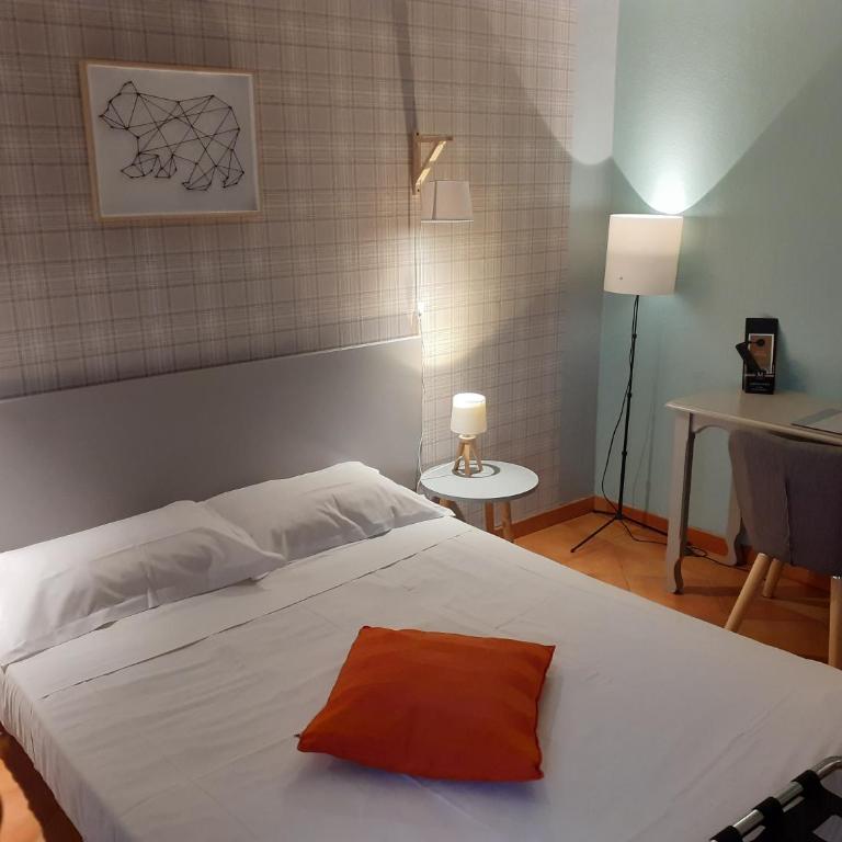 Hôtel Athéna - Chambre Double Classique avec Terrasse - 3