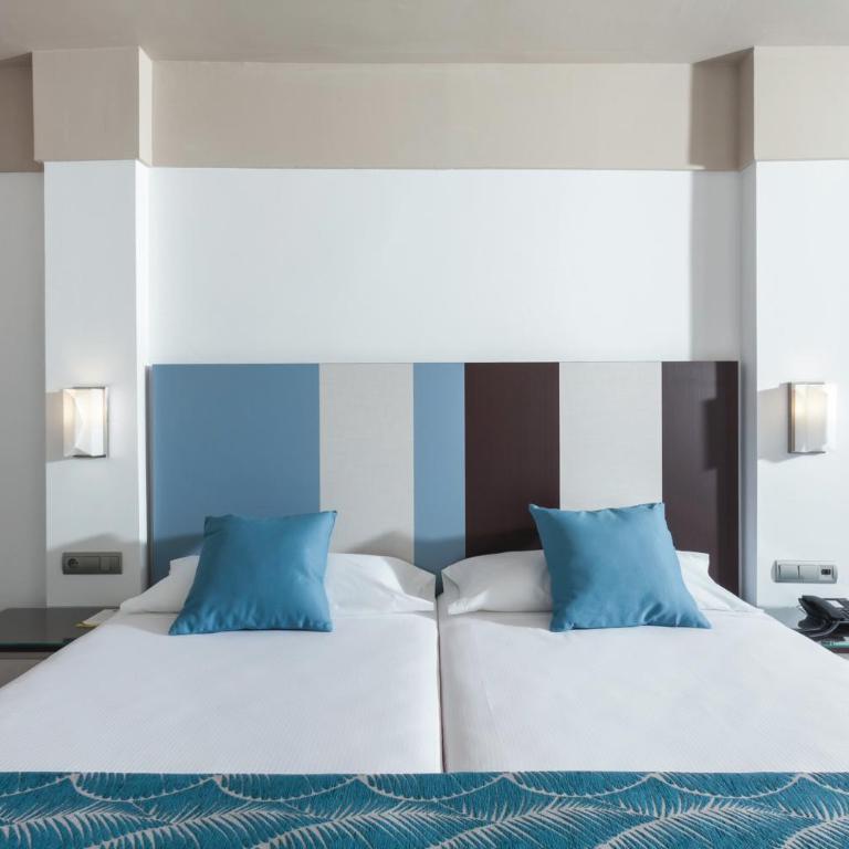 Hotel Riu Costa del Sol - All Inclusive - Habitación Doble con vistas laterales al mar - 3