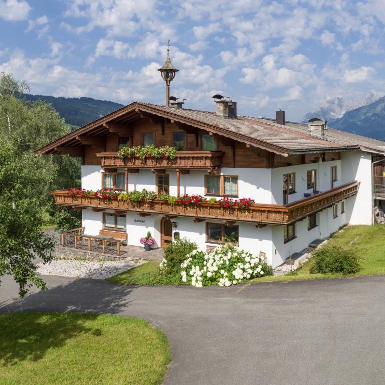 Blattlhof - Two-Bedroom Apartment - 1