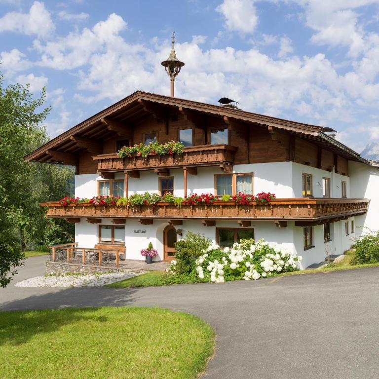 Blattlhof - Two-Bedroom Apartment - 2