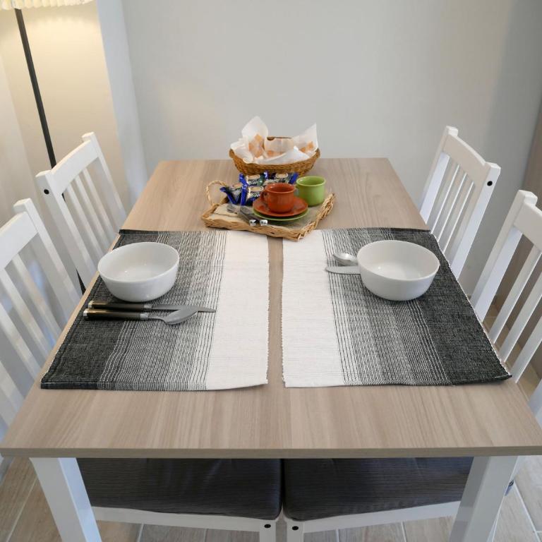 Flat 61 - due minuti dalla Metro! - One-Bedroom Apartment - 5